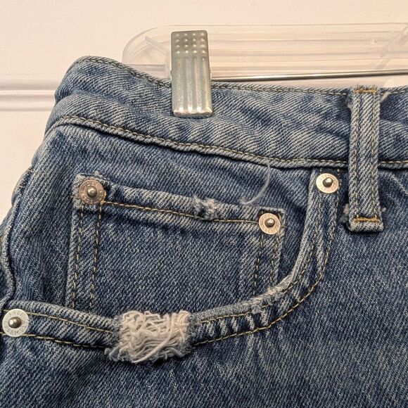 Free Assembly Women Cuff Jean Shorts Size 14 Rolled Blue Denim stretch Y2K Short - Picture 2 of 7